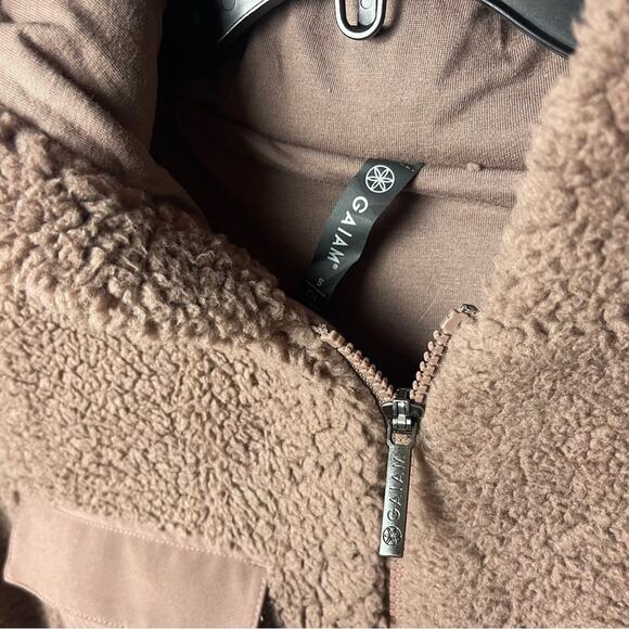 GAIAM Sherpa Zip Front Hoodie Teddy Jacket, Soft/Comfy, Loungewear, Weekend S - Picture 11 of 12
